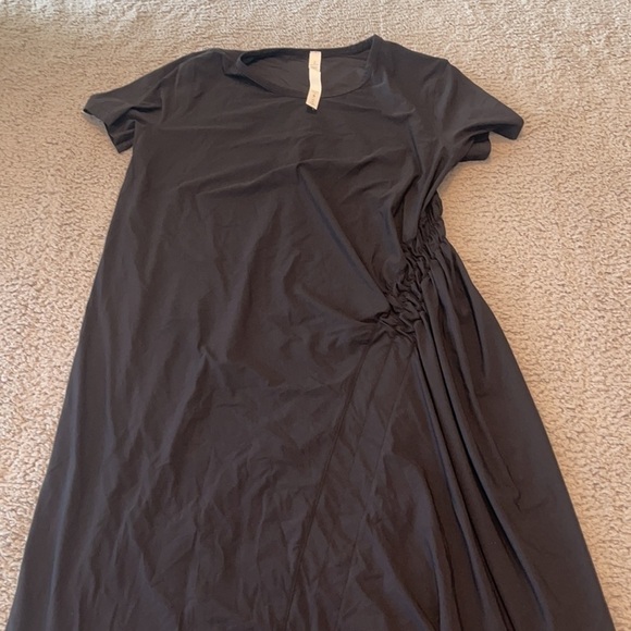 Lululemon Seek Sun Dress
Black size 8